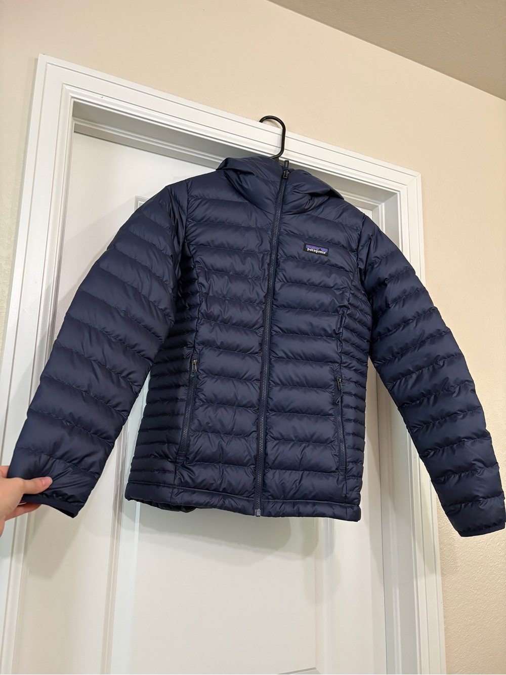 Patagonia Down Sweater Hoody Navy Jacket
